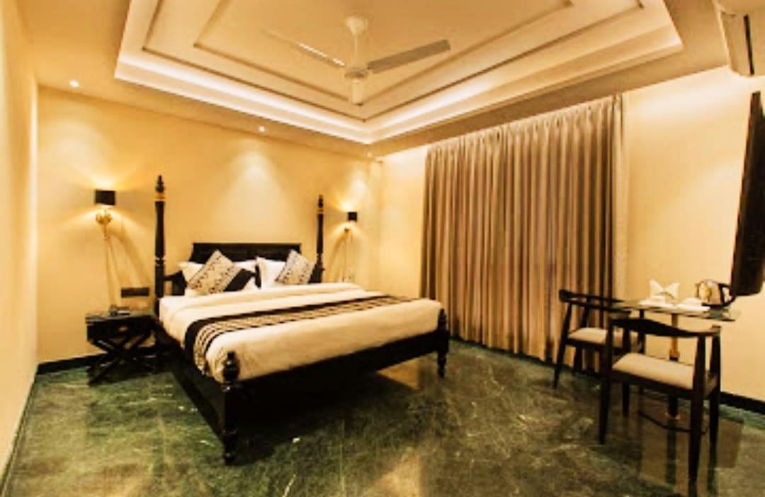 Foxoso Hotel Delhi Airport New Delhi Exterior photo
